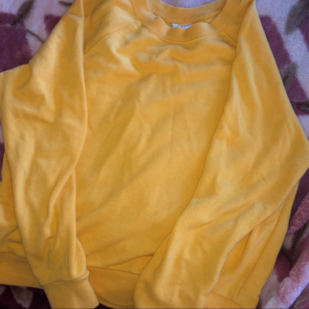 H&M Mustard sweatshirt